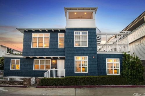 501 6th Pl, Manhattan Beach, CA 90266-5607