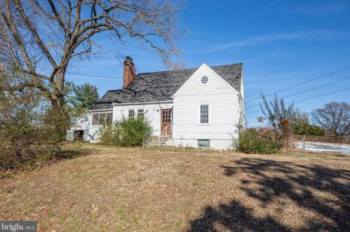143 Longstreet Ave, Fredericksburg, VA 22401-4012
