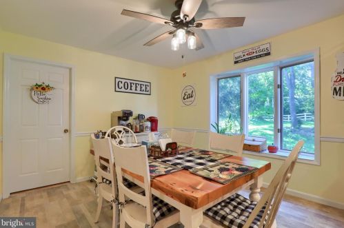 131 Bentley Ln, Lancaster PA  17603-6203 exterior