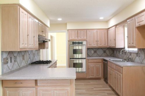 1216 Prince George Dr, Plano TX  75075-7462 exterior