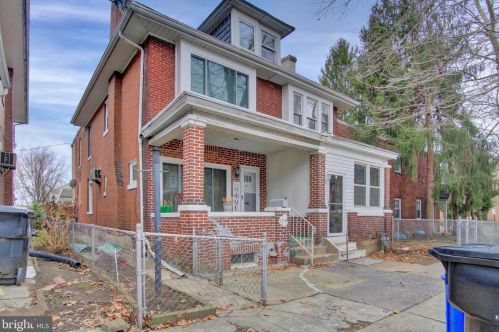 1216 14th St, Harrisburg, PA 17103-1203