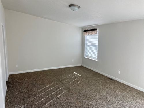 5930 Pentz Rd, Paradise CA 95969-3632 exterior