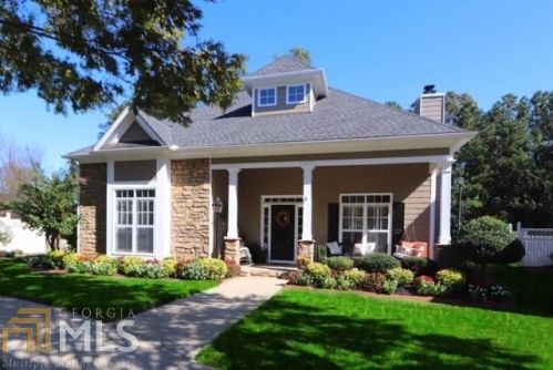 3903 Baluster Ct, Suwanee, GA 30024-8394