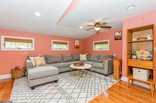 141 Glenside Ave, Scotch Plains NJ  07076-1528 exterior