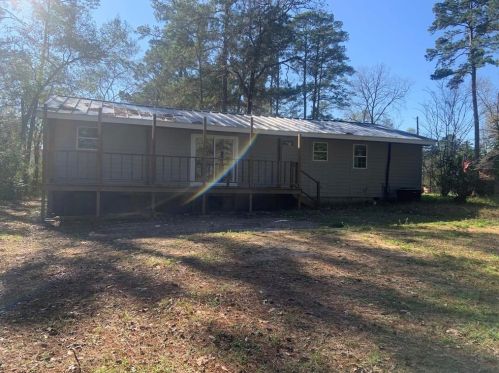 1412 Beech Dr, Conroe TX  77385-9711 exterior
