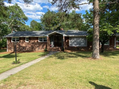 1901 Courtney Dr, North Augusta, SC 29841-2112