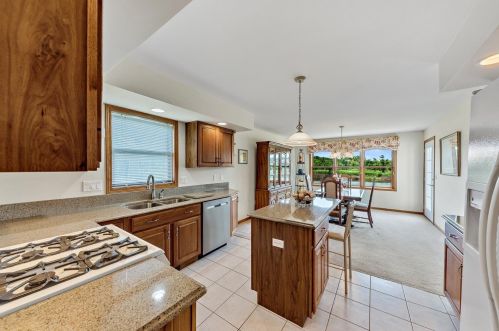 831 Shannon Dr, Crown Point IN  46307-8999 exterior