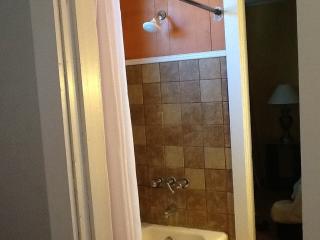 211 Dilton St, Metairie LA  70003-6001 exterior