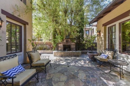 25 Blue Smt, Irvine CA  92603-0168 exterior