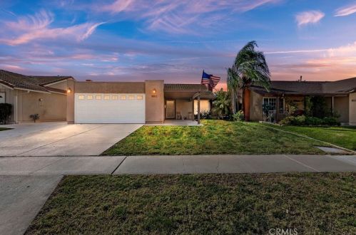 5012 Holbrook St, Anaheim CA  92807-1103 exterior