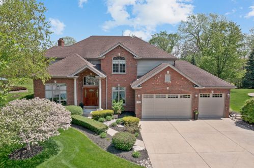 131 Lawndale Blvd, Frankfort, IL 60423-3122