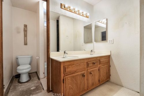 1921 Arroyo Dr, Riverside CA  92506-1610 exterior