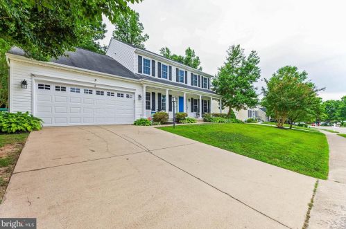 57 Basalt Dr, Fredericksburg, VA 22406-7229