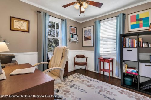 4 Marvin Rd, Middletown NJ 07748-2814 exterior