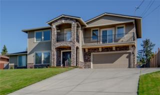 1347 Skyline Dr, Tacoma, WA 98406-1825