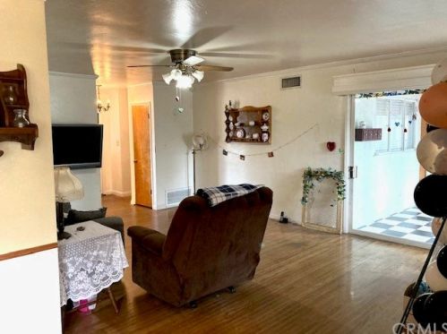 6741 Montclair Dr, Riverside CA  92504-1838 exterior