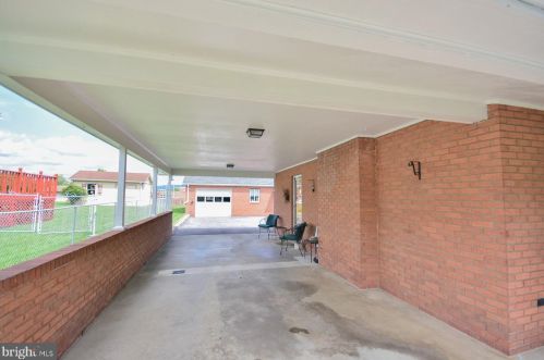 50 Elm St, Harpers Ferry WV 25425-6005 exterior