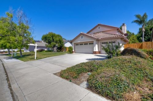 5534 Starlight Ave, Oceanside, CA 92057-4665