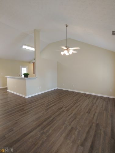 563 Bridgeport Pl, Monroe, GA 30655-7817