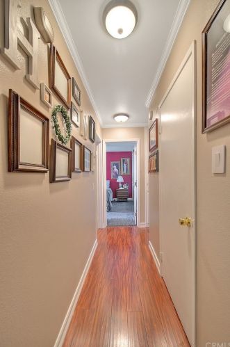 2742 Gleason Ct, Riverside CA  92506-4325 exterior