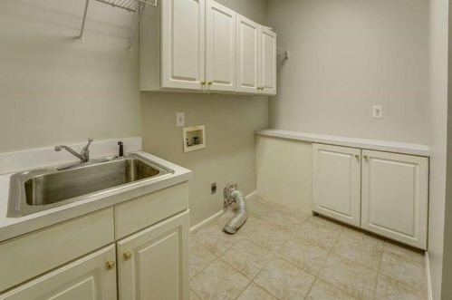 1900 Lancaster Dr, Conyers GA  30013-6442 exterior
