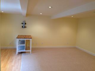 4921 Corbett Ave, Portland OR  97239-3902 exterior