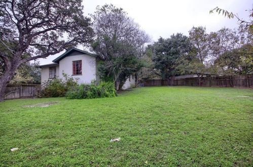 1300 August Dr, Austin TX  78753-2909 exterior