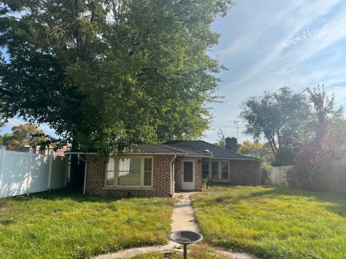 9937 Prospect Ave, Chicago, IL 60643-2111