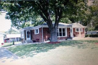 929 State St, Mascoutah, IL 62258-1722