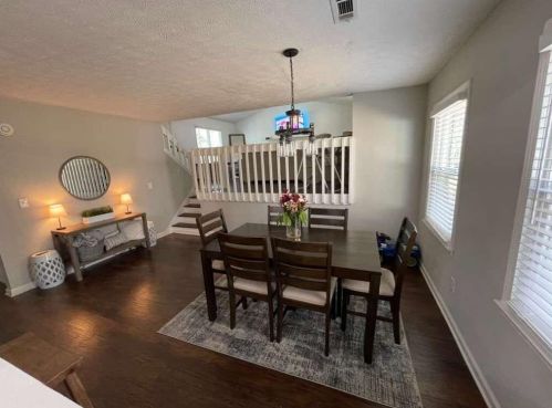 135 Ashley Creek Dr, Newnan GA  30263-4167 exterior
