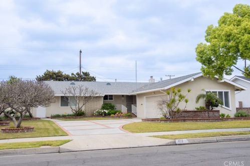 432 Camellia St, Anaheim, CA 92804-2552