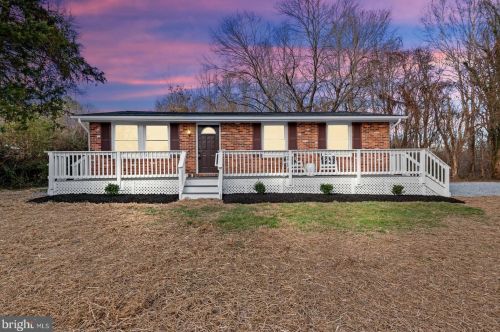 407 Smith St, Fredericksburg, VA 22405-6107