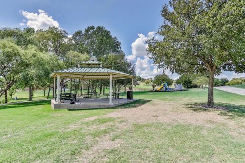 4233 San Pedro Ct, Fort Worth TX  76179-6802 exterior