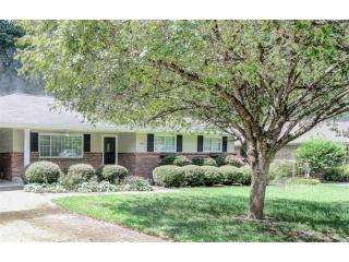 1581 Moncrief Cir, Decatur, GA 30033-1616