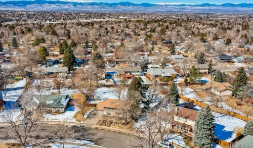 7323 Tamarac St, Englewood CO 80112-1836 exterior