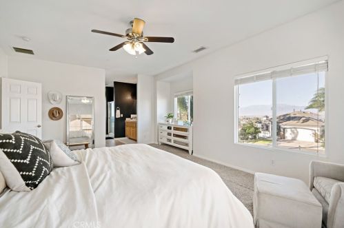 14289 Meadowlands Dr, Riverside CA  92503-9740 exterior