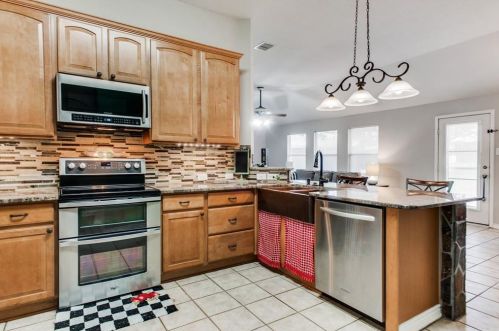 8528 Santa Ana Dr, Fort Worth TX  76131-5317 exterior