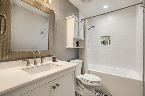 15028 Babbling Brk Dr, Austin TX  78728-4349 exterior