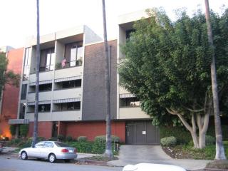 125 Mountain St, Glendale CA  91202-1911 exterior