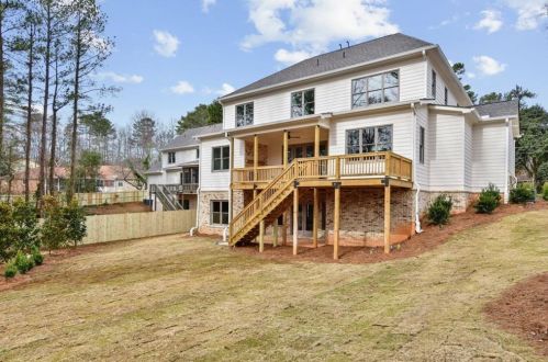 595 Mabry Rd, Atlanta GA  30319-2683 exterior