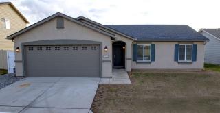 10203 Gabi Ct, Amber, WA 99004-5128