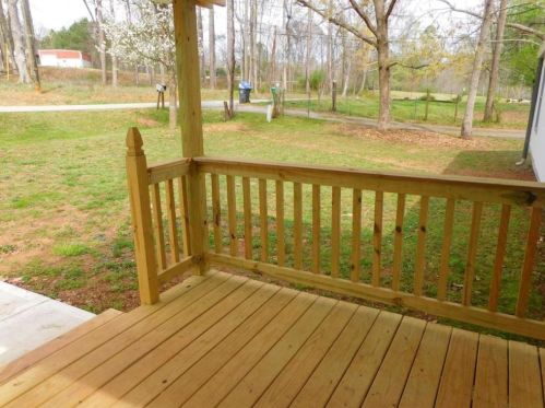 714 Peachtree Rd, Jefferson GA  30549-1560 exterior