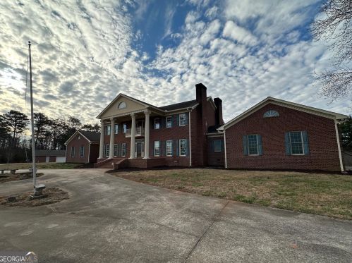 320 Walker Rd, Toccoa, GA 30577-7207