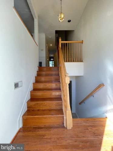 6131 Little Foxes Run, Columbia MD  21045-5643 exterior