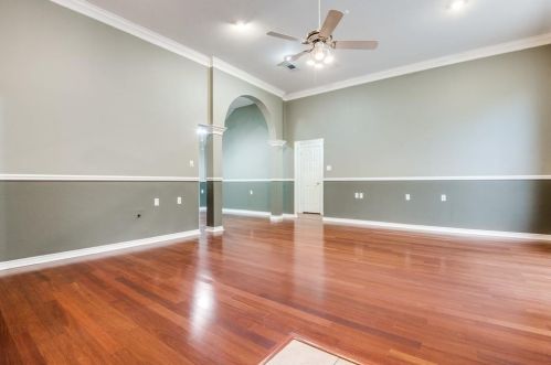10914 Creekmere Dr, Dallas TX  75218-2345 exterior
