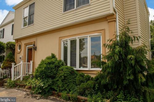 10 Conrad Ct, Trenton, NJ 08648-5510