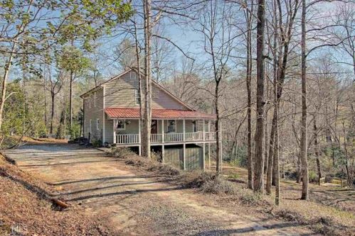 200 Blue Jay Rd, Clarkesville, GA 30523-3112