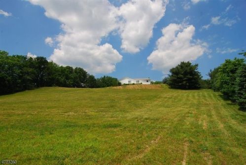 38 Newman Rd, Wantage, NJ 07461-3124