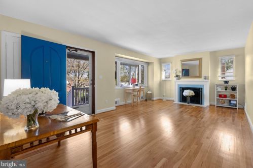 2202 Dennis Ave, Silver Spring MD  20902-4147 exterior