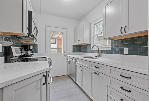 1789 Hamline Ave, Saint Paul MN  55113-6221 exterior